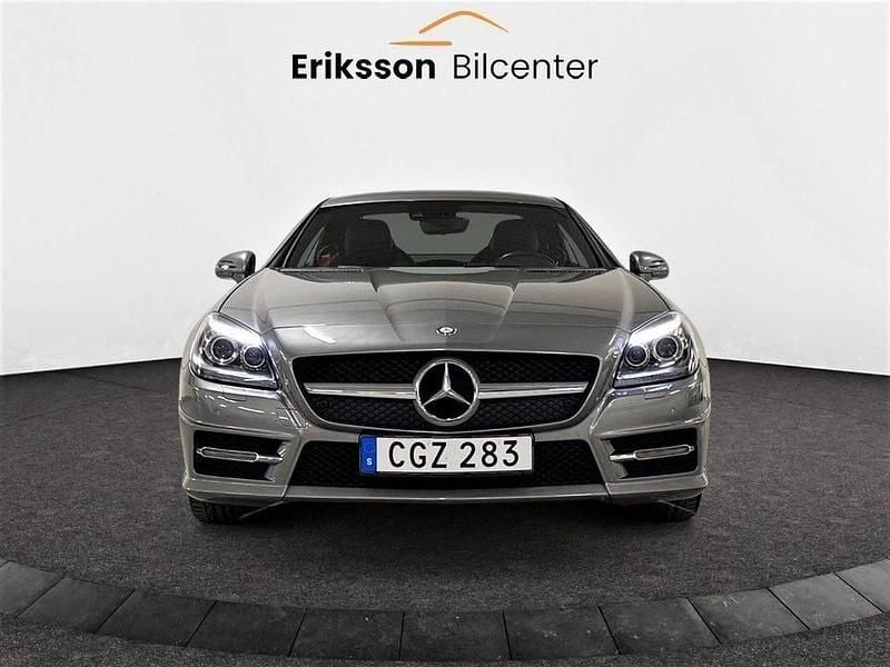 Begagnad Mercedes SLK200 AMG 184 HK (135 kW) 2015 Silver Cab