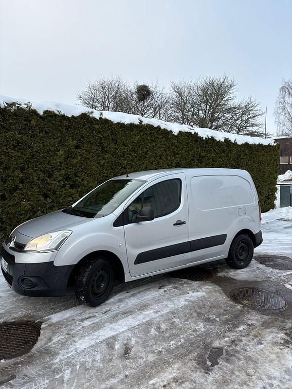 Begagnad 2013 Citroën Berlingo Minibuss | 59 000 kr (Marknadspris) - Bild 1/2
