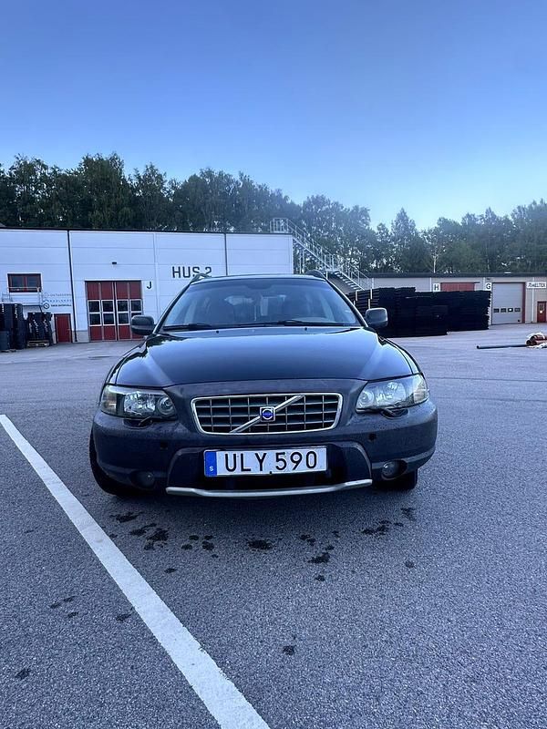 Begagnad 2004 Volvo XC70 Kombi | 26 000 kr (Bra pris) - Bild 1/4