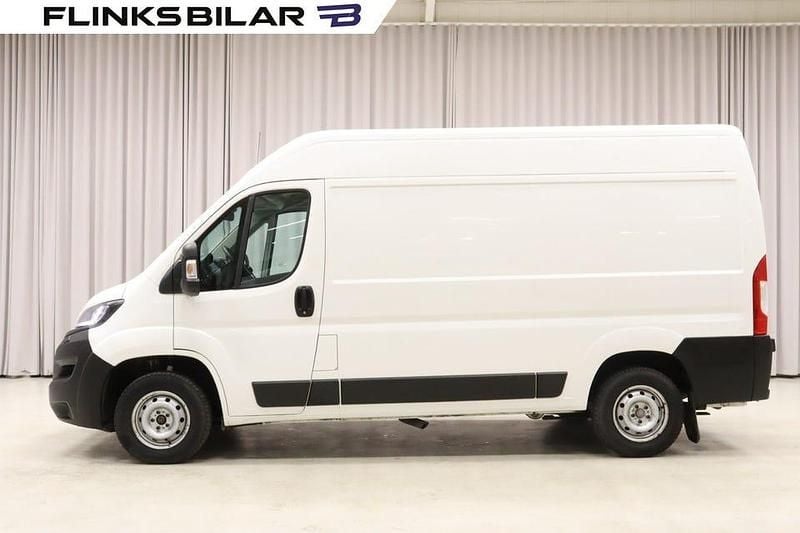 Vit Begagnad 2019 Peugeot Boxer Van | 198 750 kr (Superpris) - Bild 1/4