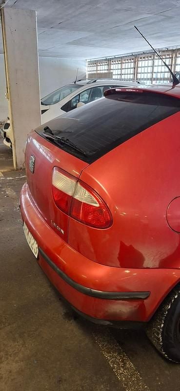 Begagnad Seat Leon 101 HK (74 kW) 2001 Halvkombi