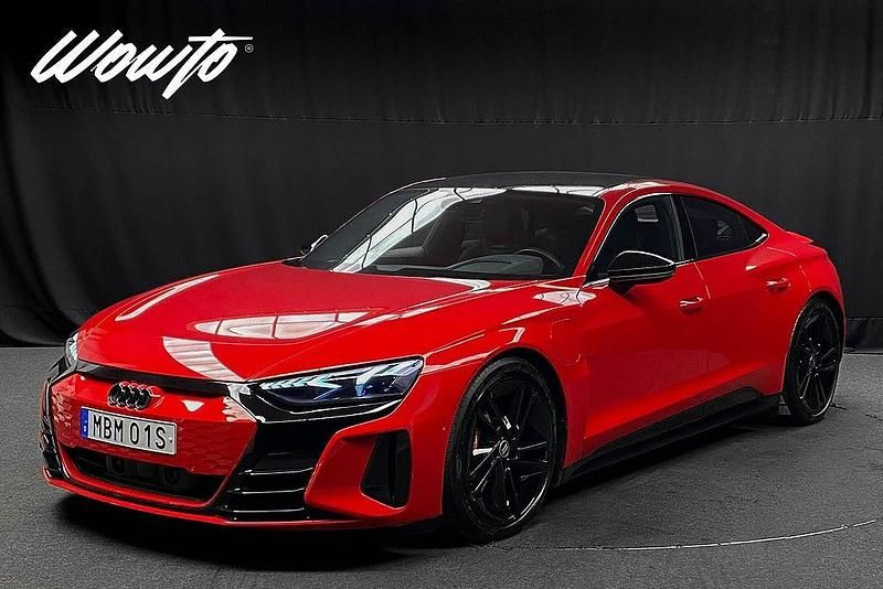 Röd Begagnad 2022 Audi e-tron SUV | 819 800 kr - Bild 1/3