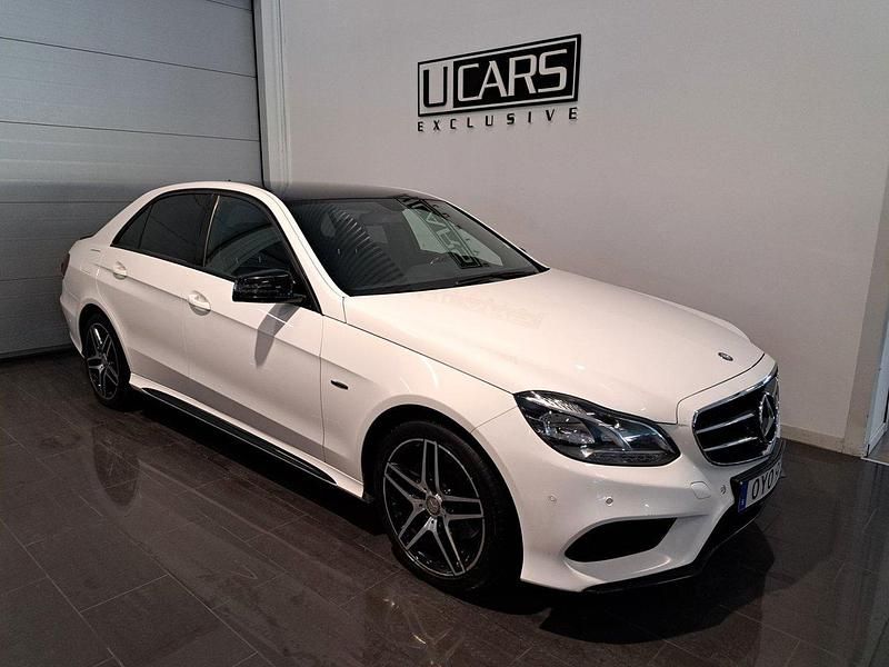 Vit Begagnad 2015 Mercedes E220 Avantgarde Sedan | 245 000 kr (Dyr) - Bild 1/4