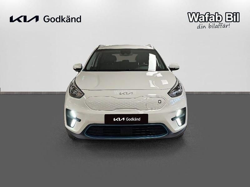 Begagnad Kia e-Niro Advance 150 kW (204 HK) 2021 Vit (clear white ) SUV