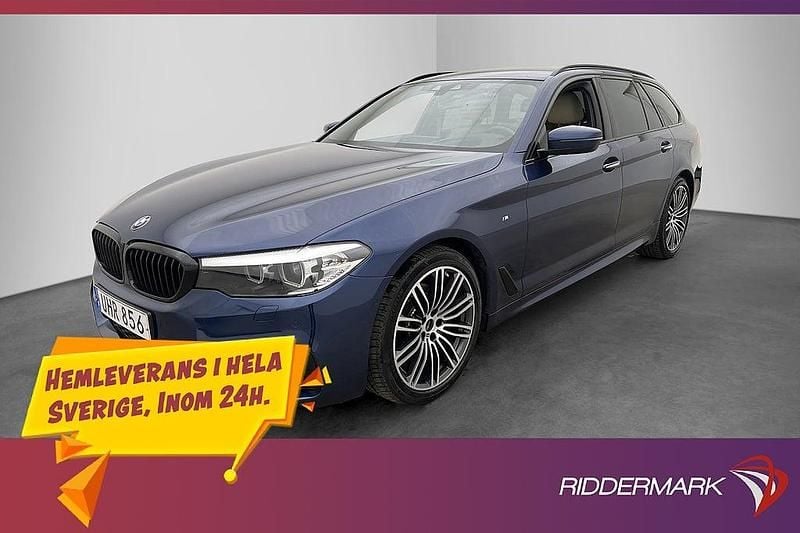 Blå Begagnad 2018 BMW 520 M Sport Kombi | 299 800 kr (Marknadspris) - Bild 1/3