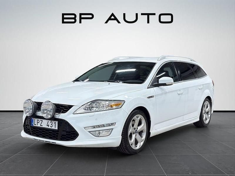Begagnad Ford Mondeo Titanium 200 HK (147 kW) 2011 Vit Kombi