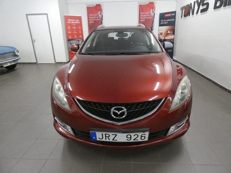 Begagnad Mazda 6 Comfort 146 HK (107 kW) 2008 Röd Kombi