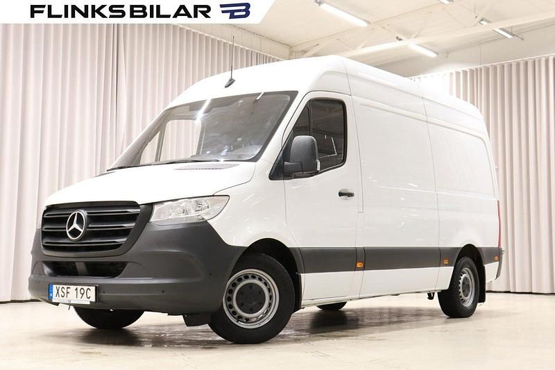 Vit Begagnad 2021 Mercedes Sprinter Van | 299 901 kr (Lite dyr) - Bild 1/4