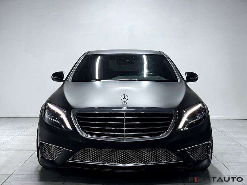 Begagnad Mercedes S63 AMG AMG 259 HK (190 kW) 2013 Silver Sedan