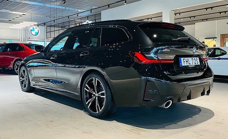 Begagnad BMW 320 M Sport 190 HK (139 kW) 2024 Svart Kombi
