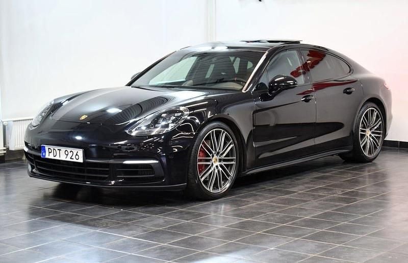Begagnad Porsche Panamera 4S Sport 441 HK (324 kW) 2017 Svart Sedan