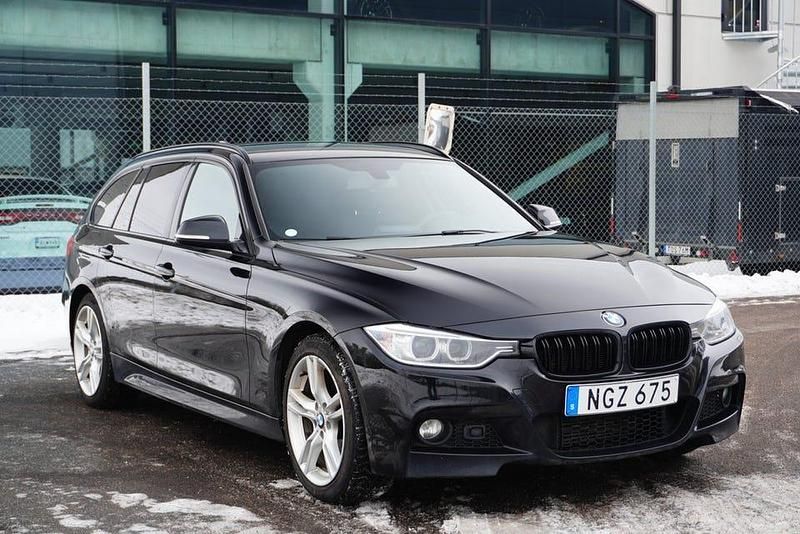 Begagnad BMW 320 M Sport 184 HK (135 kW) 2013 Svart Kombi