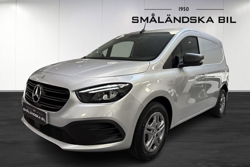 Silver Begagnad 2023 Mercedes Citan 110 Van | 299 000 kr (Dyr) - Bild 1/4