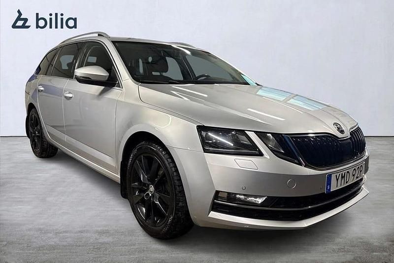 Begagnad Skoda Octavia Style 151 HK (111 kW) 2019 Silver Kombi
