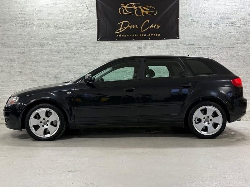 Begagnad Audi A3 250 HK (183 kW) 2005 Svart Halvkombi