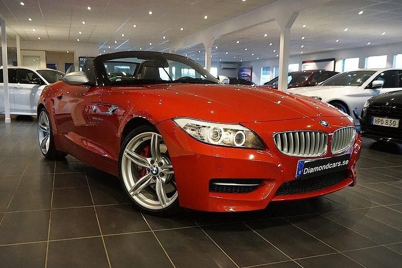 Röd Begagnad 2010 BMW Z4 Cab | 359 900 kr (Superpris) - Bild 1/4