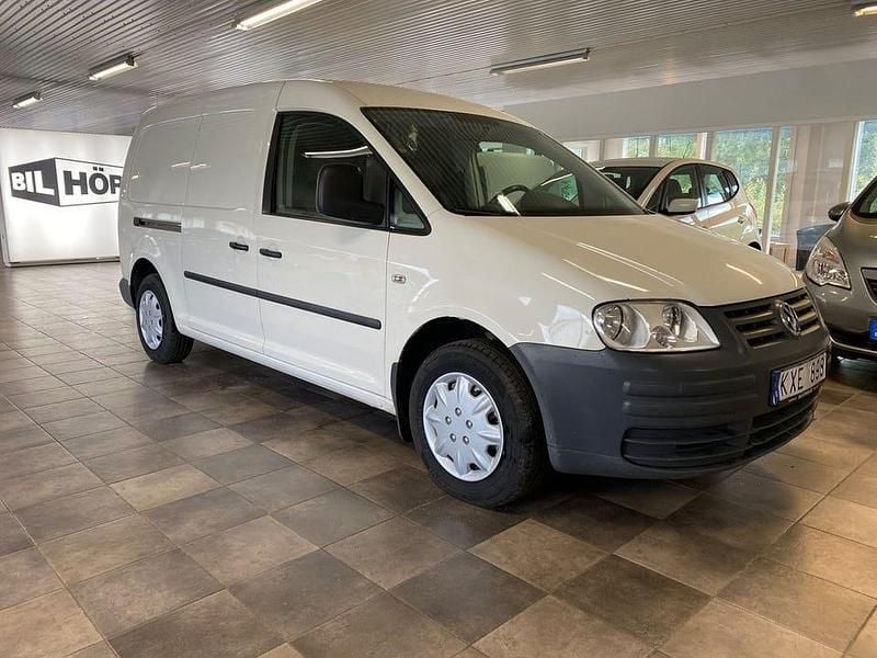 Vit Begagnad 2010 VW Caddy Maxi Minibuss | 78 000 kr (Marknadspris) - Bild 1/4