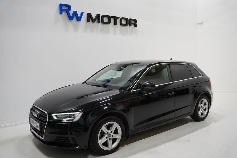 Begagnad Audi A3 Proline 150 HK (110 kW) 2018 Svart Sedan