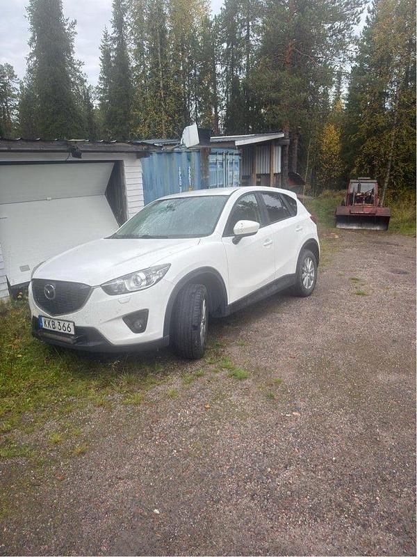 Vit Begagnad 2014 Mazda CX-5 SUV | 100 000 kr (Marknadspris) - Bild 1/2