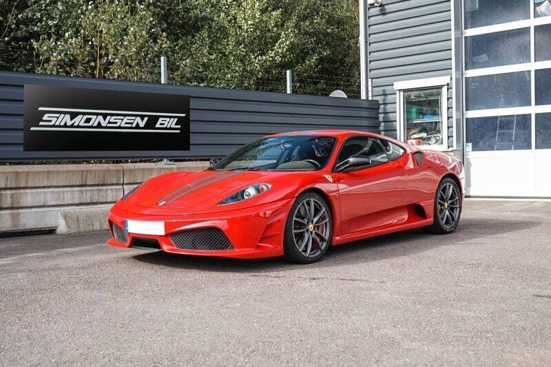 Röd Begagnad 2008 Ferrari F430 Sportkupé | 2 995 000 kr - Bild 1/4
