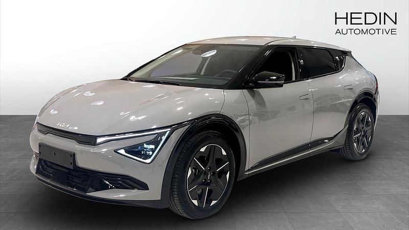 Svart Ny 2026 Kia EV6 Plus SUV | 666 400 kr - Bild 1/4