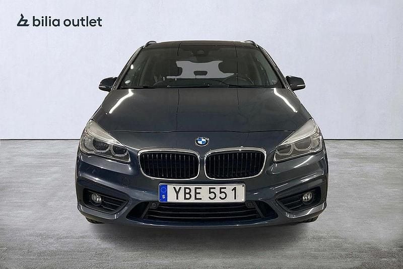 Begagnad BMW 218 Active Tourer Advantage 150 HK (110 kW) 2015 Grå Minibuss