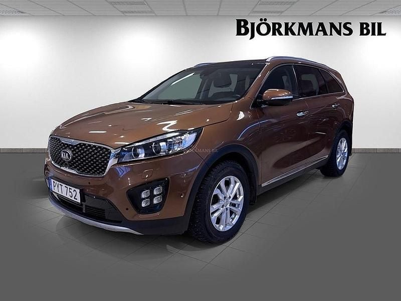 Brun (imperial bronze) Begagnad 2016 Kia Sorento SUV | 199 000 kr (Lite dyr) - Bild 1/4