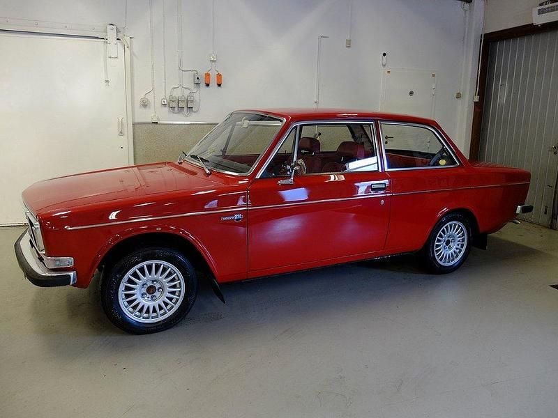 Röd Begagnad 1972 Volvo 142 SE Sedan | 86 000 kr - Bild 1/4