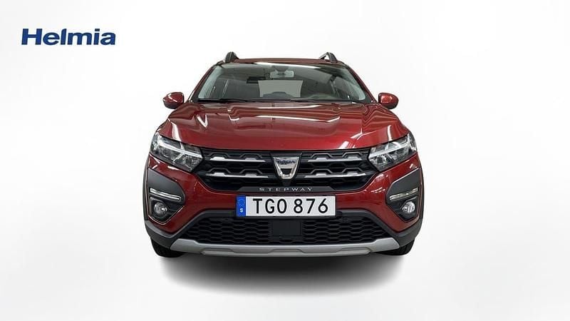 Röd Begagnad 2022 Dacia Sandero Comfort Halvkombi | 159 900 kr (Marknadspris) - Bild 1/4