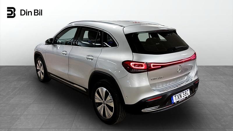 Begagnad Mercedes EQA250 Progressive 139 kW (190 HK) 2021 Silver SUV