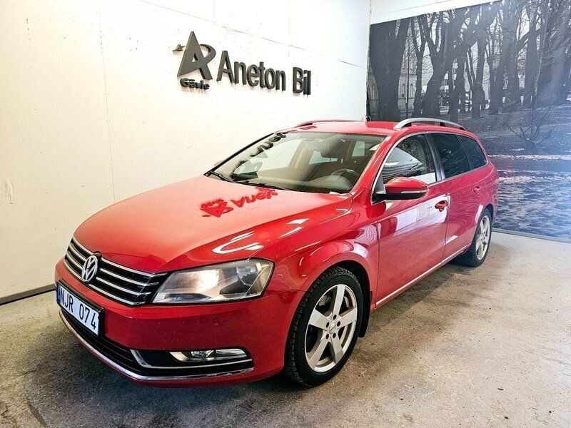 Röd Begagnad 2013 VW Passat Kombi | 79 900 kr (Bra pris) - Bild 1/4
