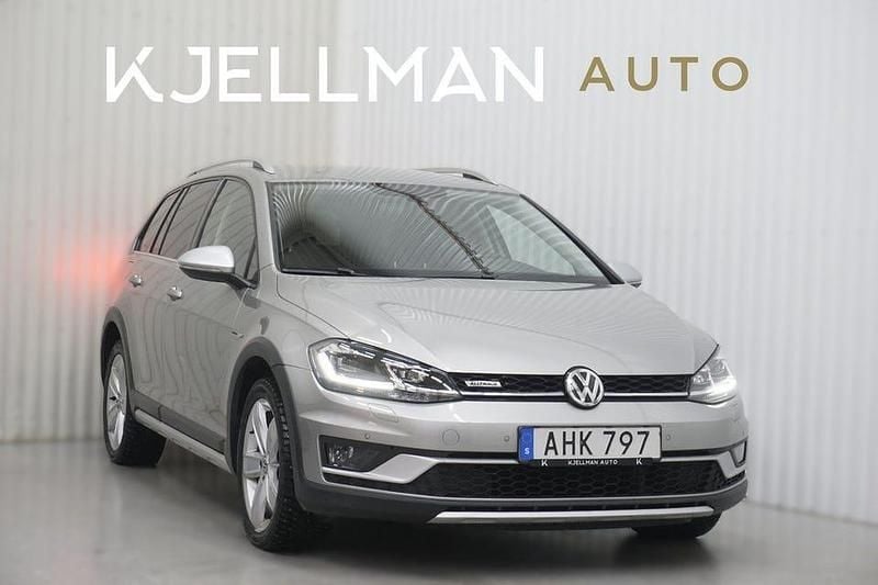 Begagnad VW Golf Alltrack 184 HK (135 kW) 2018 Silver Kombi