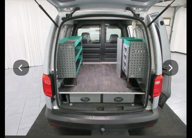 Begagnad VW Caddy 110 HK (80 kW) 2019 Minibuss