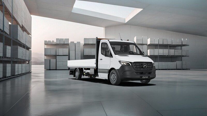 Ny 2025 Mercedes E-Sprinter Van | 848 750 kr - Bild 1/3