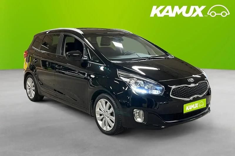 Svart Begagnad 2016 Kia Carens Minibuss | 129 900 kr (Marknadspris) - Bild 1/4