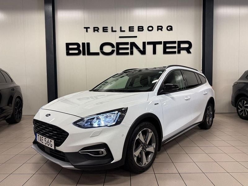 Vit Begagnad 2019 Ford Focus Active Kombi | 189 900 kr (Marknadspris) - Bild 1/4