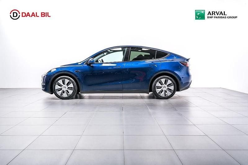 Blå Begagnad 2022 Tesla Model Y Long Range AWD SUV | 399 700 kr (Bra pris) - Bild 1/4