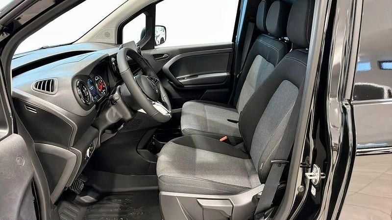 Ny Mercedes Citan 112 Edition 116 HK (85 kW) 2025 Svart