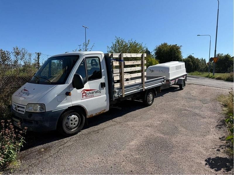 Vit Begagnad 2004 Citroën Jumper Minibuss | 39 500 kr - Bild 1/4