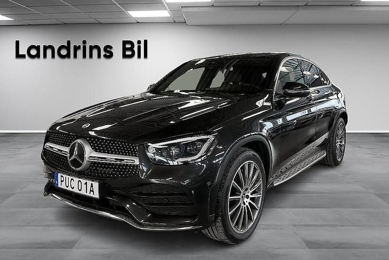 Grå Begagnad 2019 Mercedes GLC220 AMG line Sportkupé | 419 900 kr (Marknadspris) - Bild 1/4