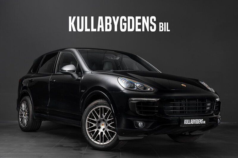 Svart Begagnad 2017 Porsche Cayenne SUV | 369 000 kr - Bild 1/4