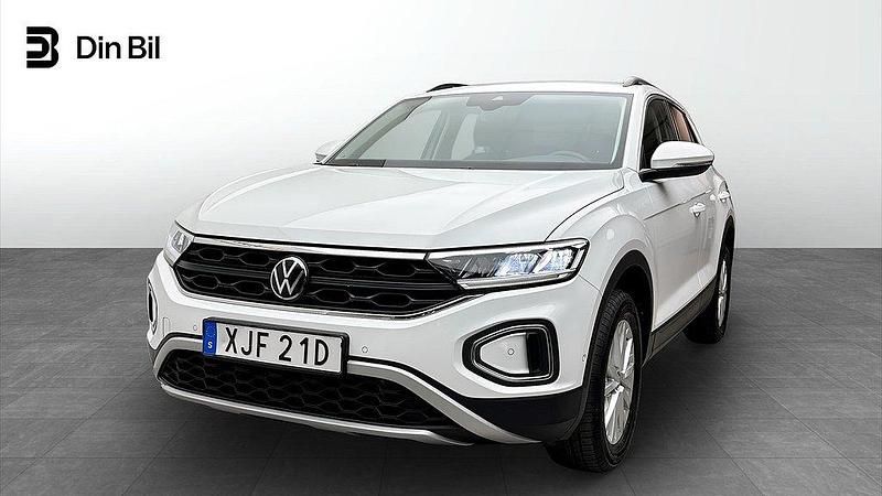 Vit (pure white) Begagnad 2023 VW T-Roc Life SUV | 289 900 kr (Marknadspris) - Bild 1/4
