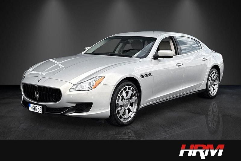 Brun Begagnad 2013 Maserati Quattroporte Sedan | 499 900 kr - Bild 1/4