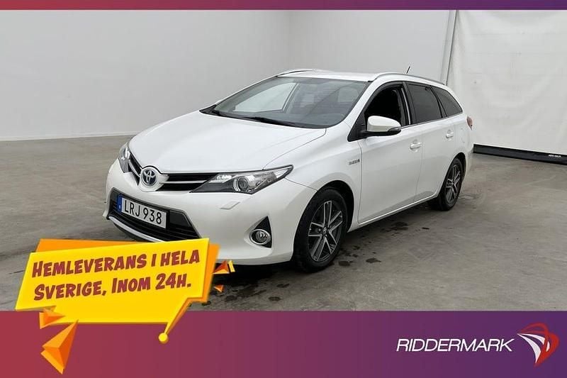 Vit Begagnad 2015 Toyota Auris Touring Sports Edition Kombi | 168 800 kr (Marknadspris) - Bild 1/3