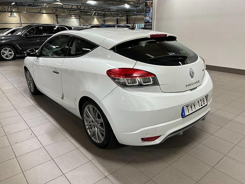 Begagnad Renault Mégane GT Line GT-Line 131 HK (96 kW) 2013 Vit Sportkupé