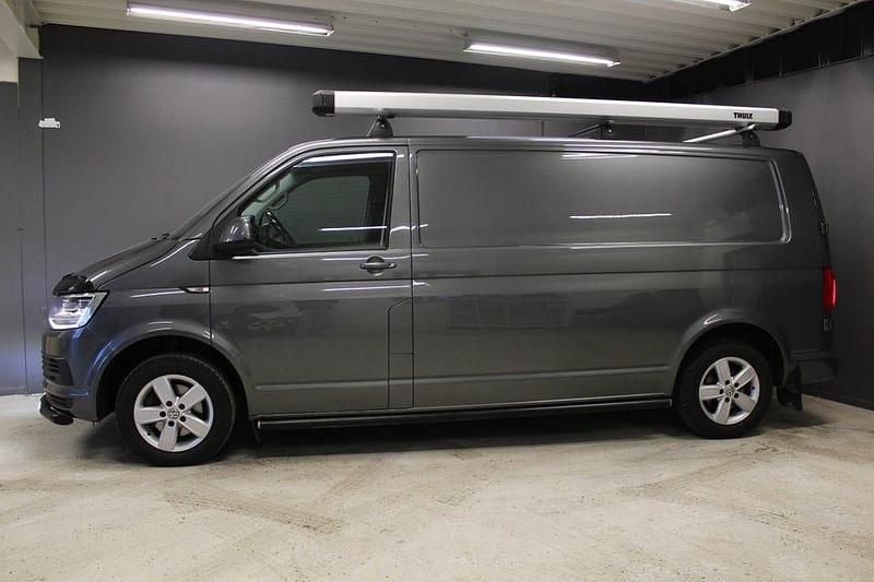 Begagnad VW T6 150 HK (110 kW) 2018 Grå Van