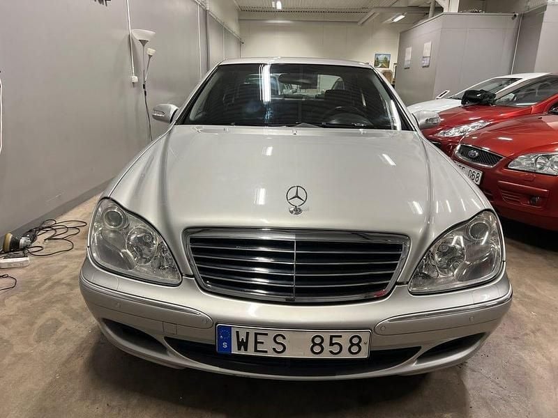 Begagnad Mercedes S350 245 HK (180 kW) 2004 Silver