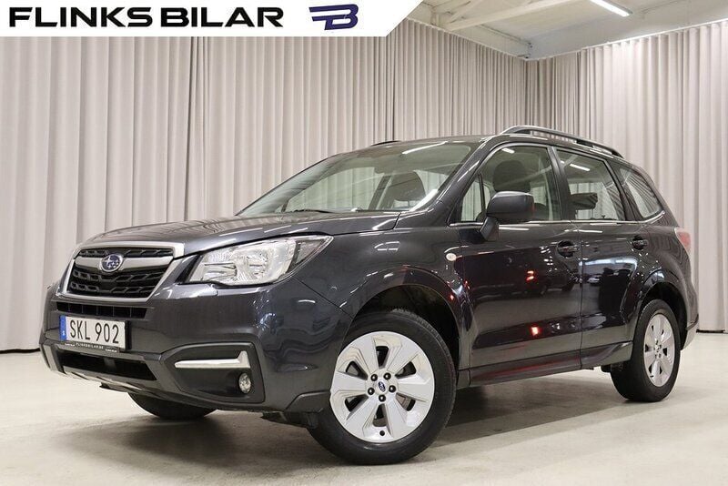 Mörkgrå (metalliclack) Begagnad 2018 Subaru Forester SUV | 179 900 kr (Superpris) - Bild 1/4