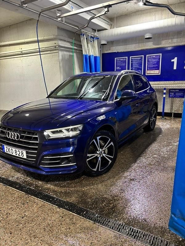 Blåmetallic Begagnad 2020 Audi Q5 SUV | 335 000 kr (Bra pris) - Bild 1/4