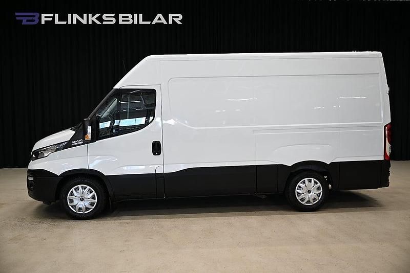 Begagnad Iveco Daily 136 HK (100 kW) 2017 Vit Van